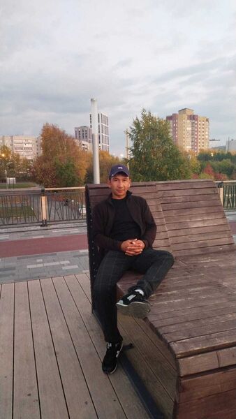  ,   Sardor, 38 ,   ,   