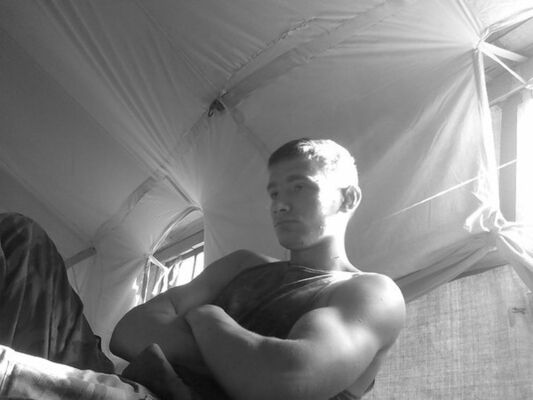  ,   Artem, 34 ,   
