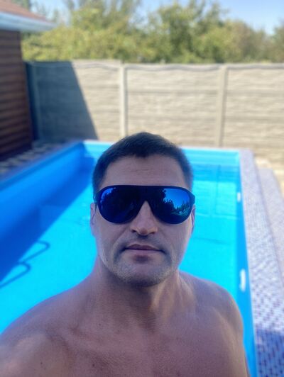  ,   Ivan, 51 ,   ,   