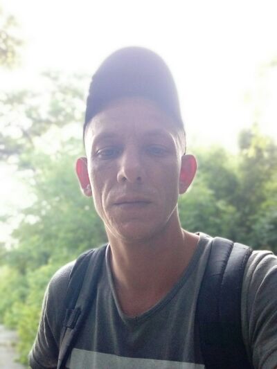  ,   Artem, 34 ,   ,   