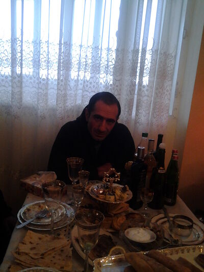  ,   Artur, 43 ,   ,   , c , 