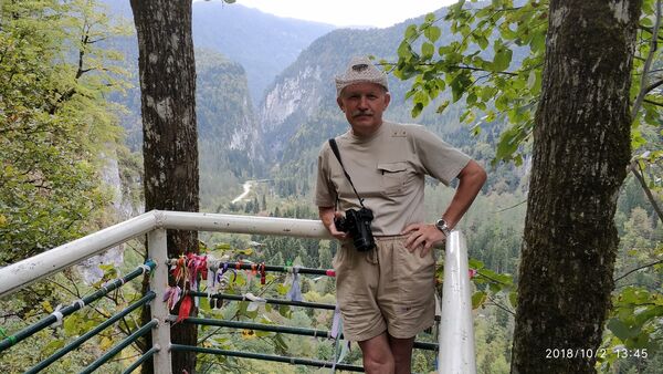  ,   Maikl, 68 ,   ,   , c 