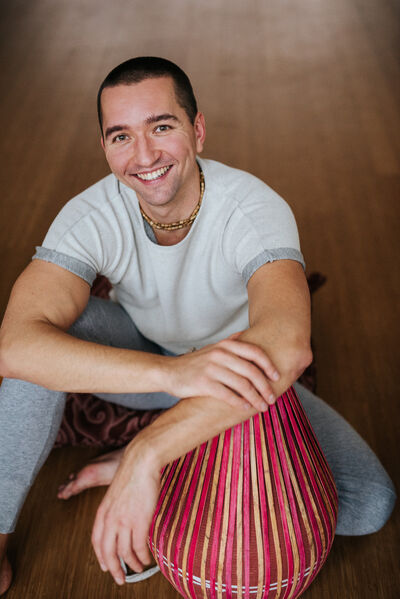  ,   Slava, 42 ,   ,   , c 