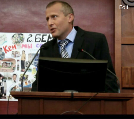  ,   Maksim, 40 ,   ,   , c , 