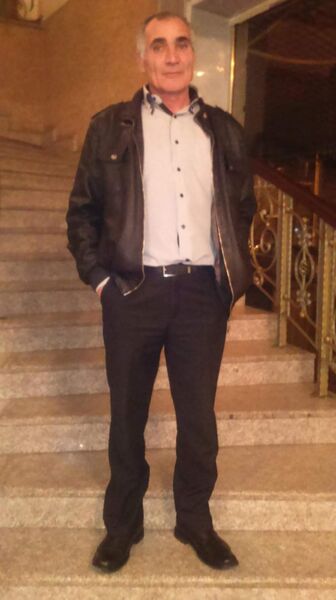  ,   Aro, 61 ,   ,   
