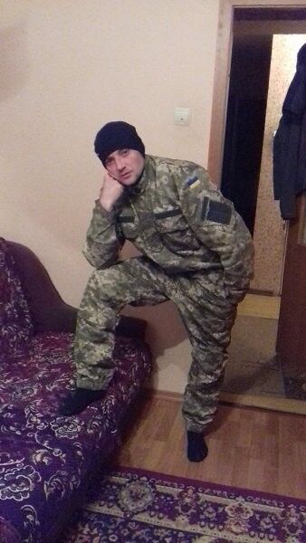  ,   Maxim, 44 ,   