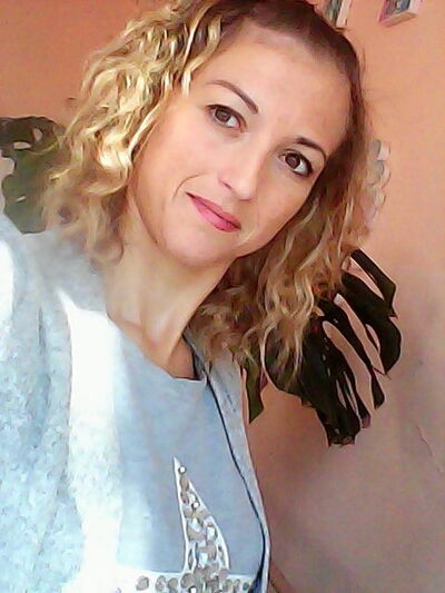  ,   Ioanna, 34 ,   ,   , c 