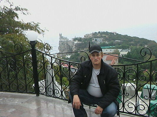 ,   Victor, 43 ,   