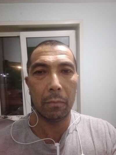  ,   Salohiddin, 47 ,   ,   