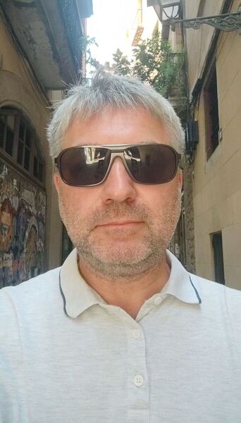  ,   Claude, 52 ,   ,   