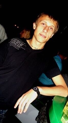  ,   Alexander, 32 ,   ,   , c , 