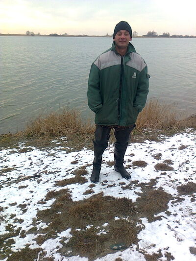  ,   Uzbek, 49 ,   ,   , c 