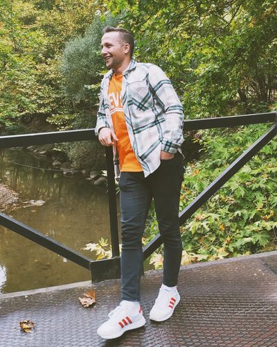 ,   Emre, 30 ,   ,   