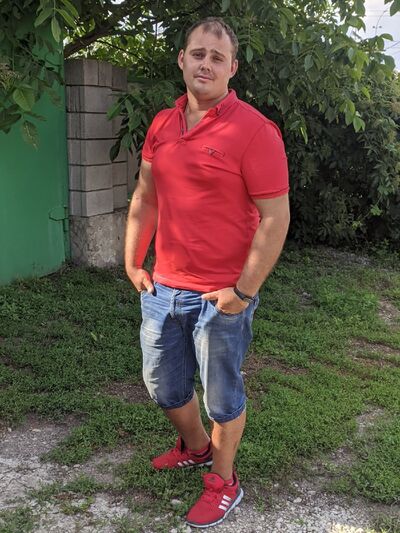  ,   Ivan, 32 ,   ,   , c , 