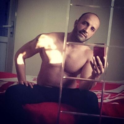  ,   Maksim, 32 ,   ,   , c 