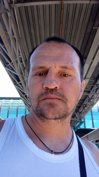  ,   Andrej, 44 ,   ,   