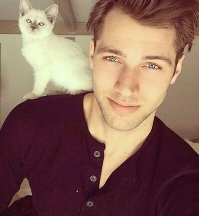  ,   Dennis, 25 ,   ,   , c 