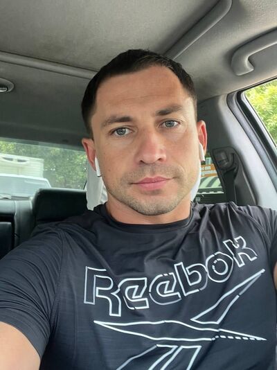  ,   Dima, 37 ,   ,   