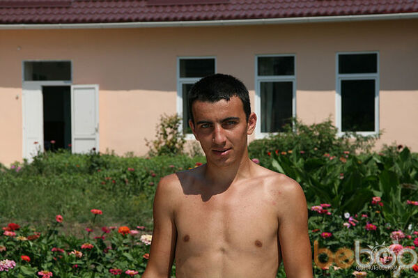  ,   Vasile, 33 ,   