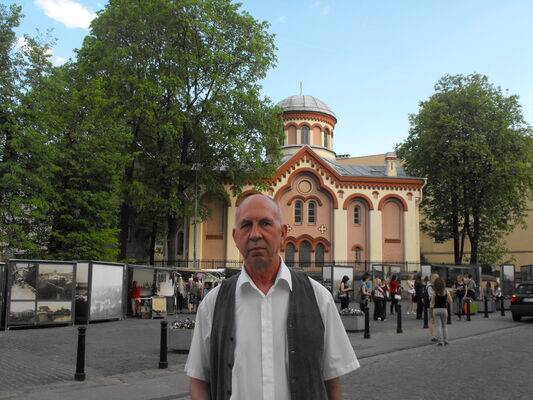  ,   Gennadij, 77 ,   