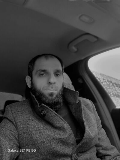  -,   Ruslan, 40 ,   ,   