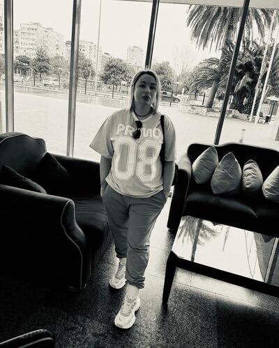  ,   Anya, 34 ,   ,   