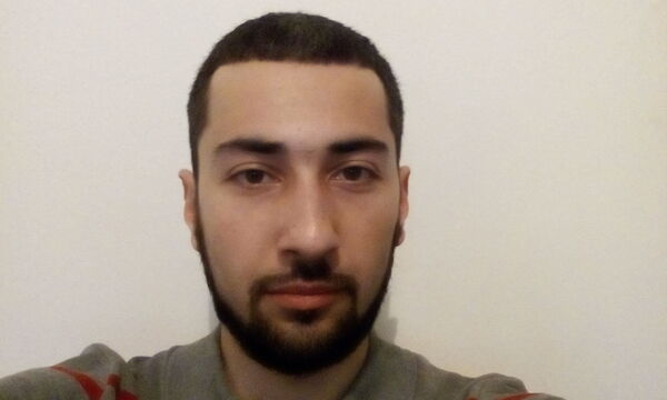  ,   Enzo, 40 ,   ,   , c 