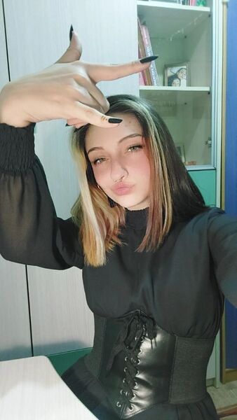  ,   Polina, 20 ,   ,   , c 