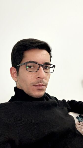  ,   Salih, 25 ,   ,   , c , 