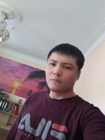 ,   Nurillo, 35 ,   ,   
