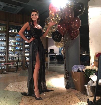  ,   Dana, 46 ,   ,   , c 