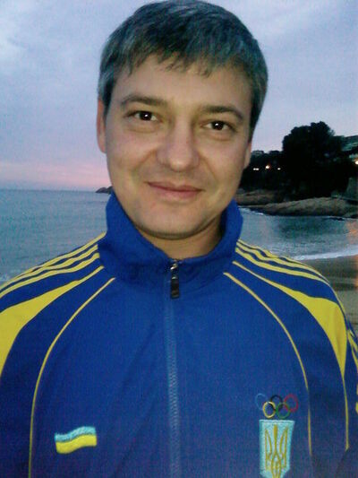  ,   Viktor, 53 ,   ,   , c 