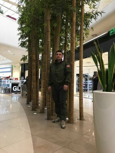  ,   Ruslan, 36 ,   ,   , c , 