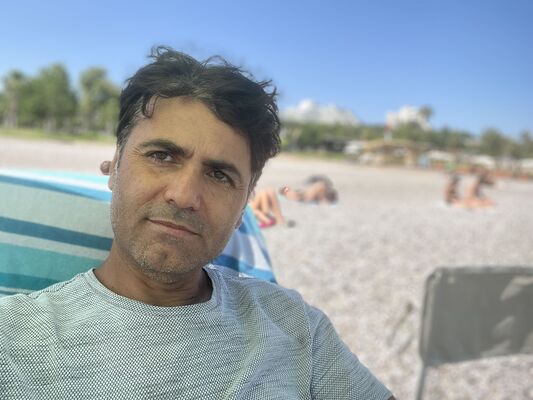  ,   Erhan, 46 ,   ,   