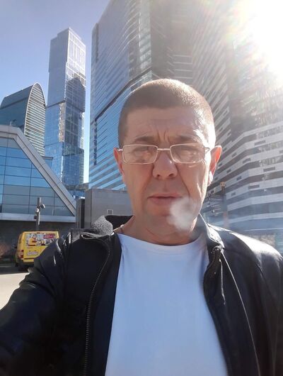  ,   Sergej, 52 ,   ,   , c 