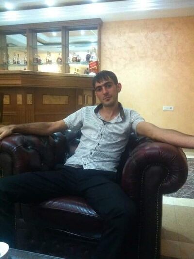  ,   MIKA, 37 ,   ,   , c 