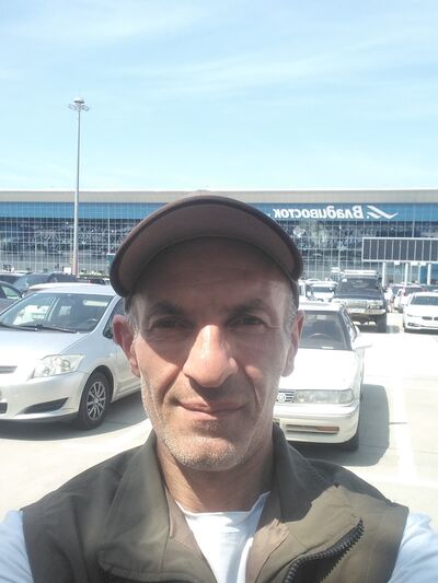  ,   Artur, 47 ,   c , 