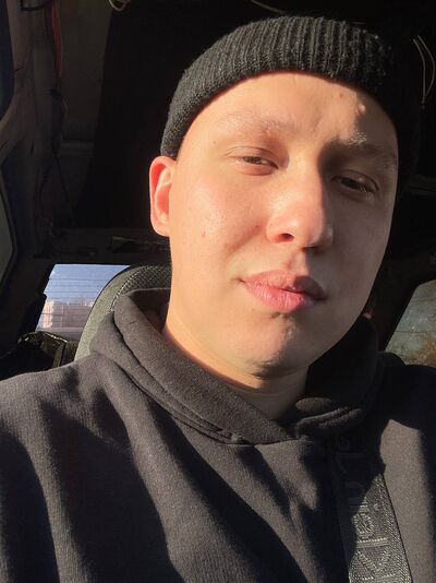  ,   Nik, 26 ,   ,   