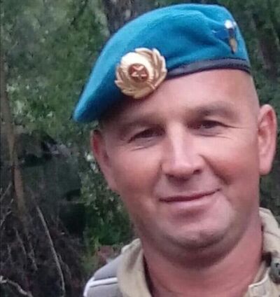  ,   Albert, 39 ,   ,   
