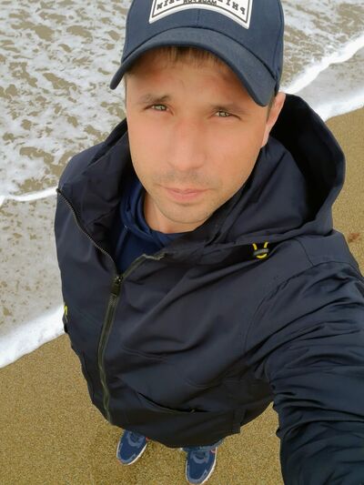  ,   Vladimir, 32 ,   ,   