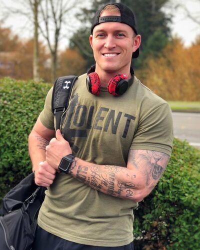  ,   Steve rowly, 40 ,   ,   , c 