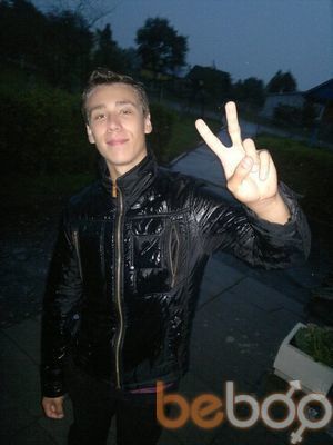  ,   Vlad, 37 ,   