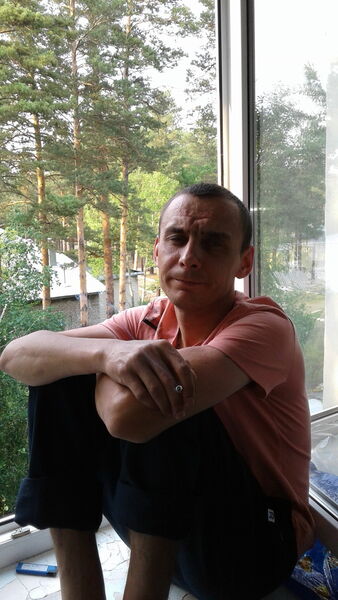  ,   Viktor, 47 ,   ,   , c 