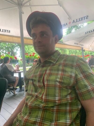  ,   Sergei, 39 ,   c , 