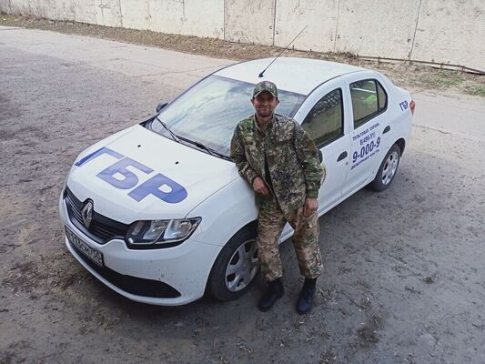  ,   Rustam, 47 ,   ,   , c , 