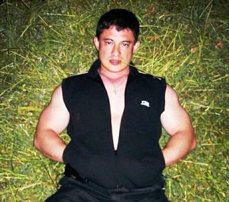  ,   Kevin, 49 ,   ,   , c 