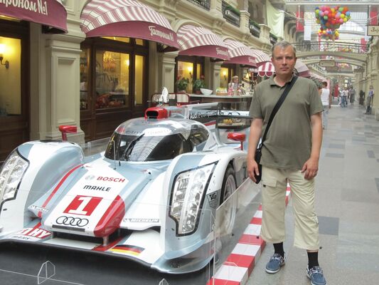  ,   Vladimir, 46 ,   ,   