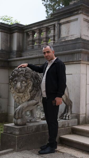  ,   Tigran, 41 ,   ,   