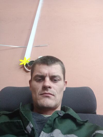  ,   Jhygfdh, 37 ,   ,   
