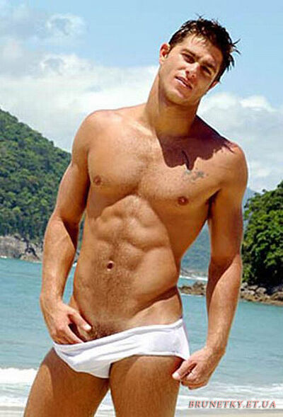  ,   Alek, 31 ,   